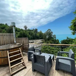https://glamping-vilage.batumihotels.net